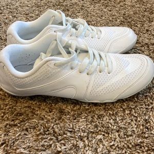 NIKE cheer/dance shoes